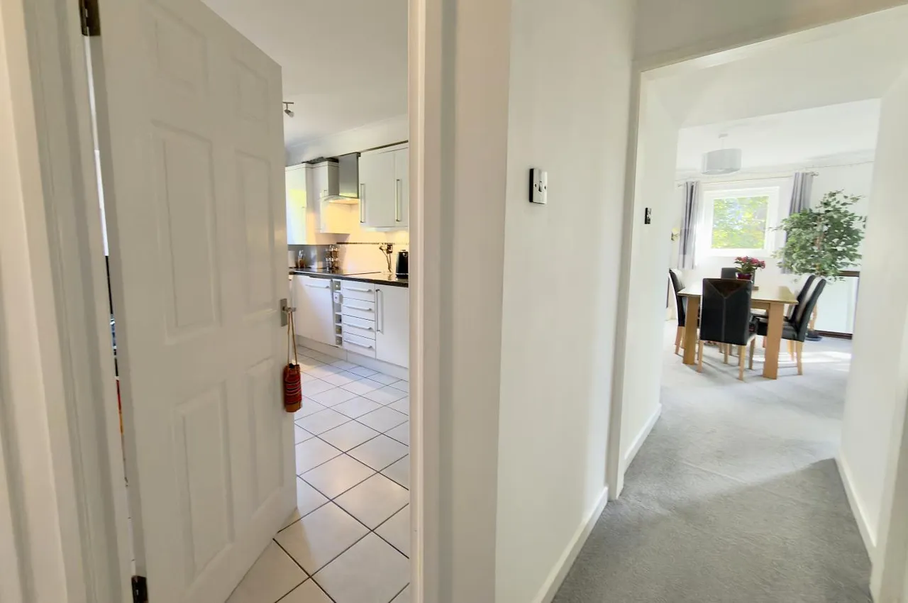 Oakwood, BH3, photo 5