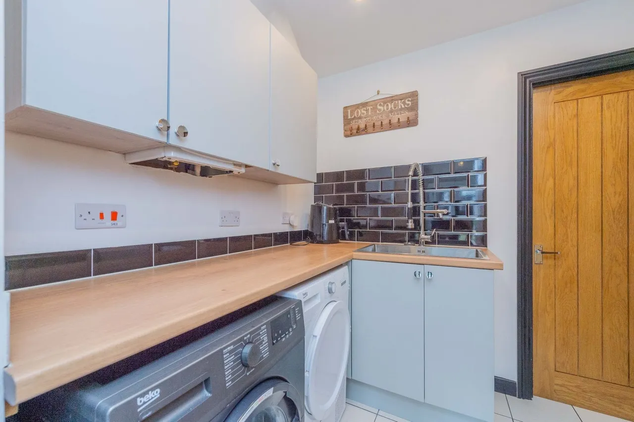 Drake Close, Shrewsbury, SY2, photo 14