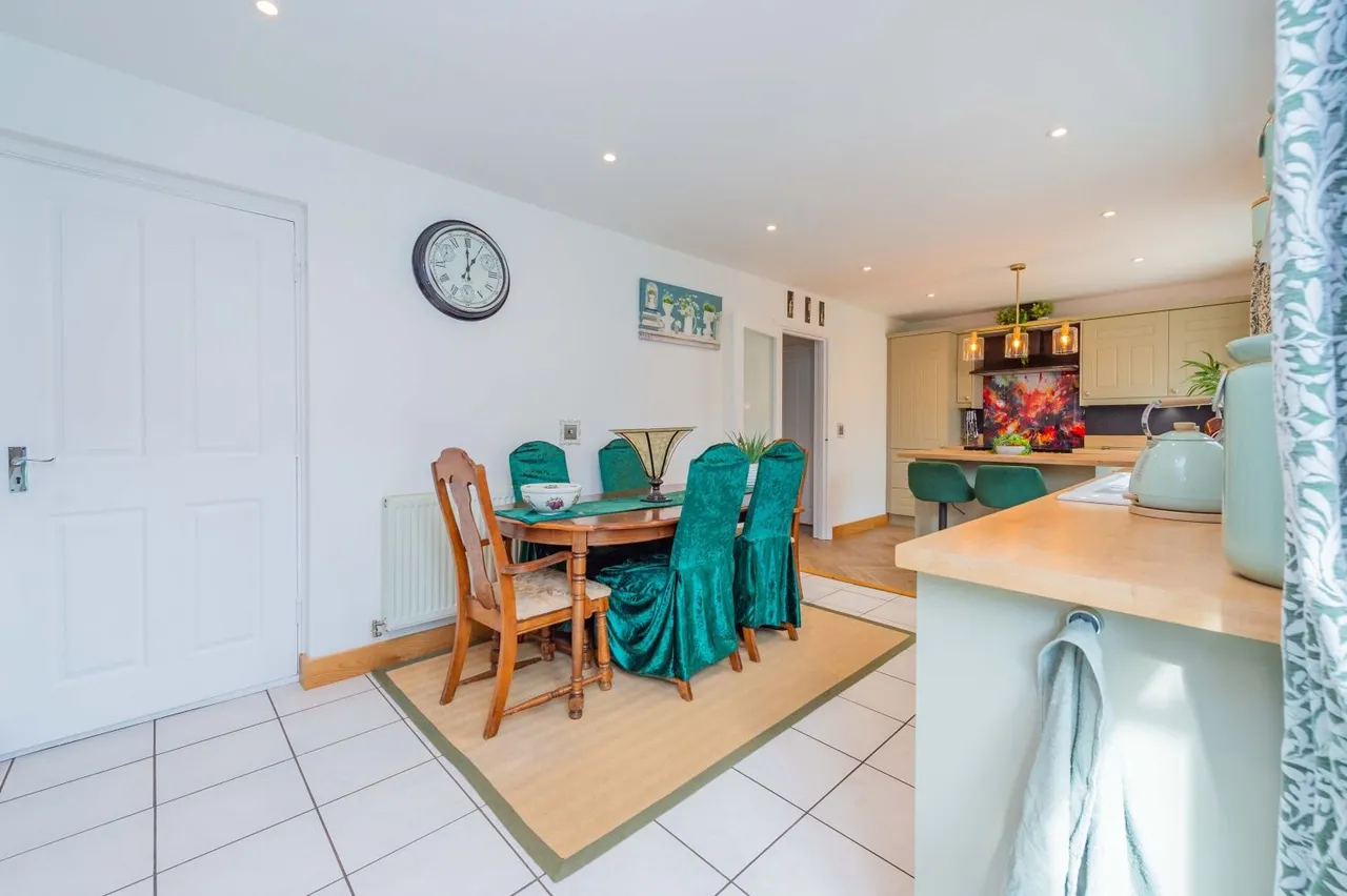 Drake Close, Shrewsbury, SY2, photo 8