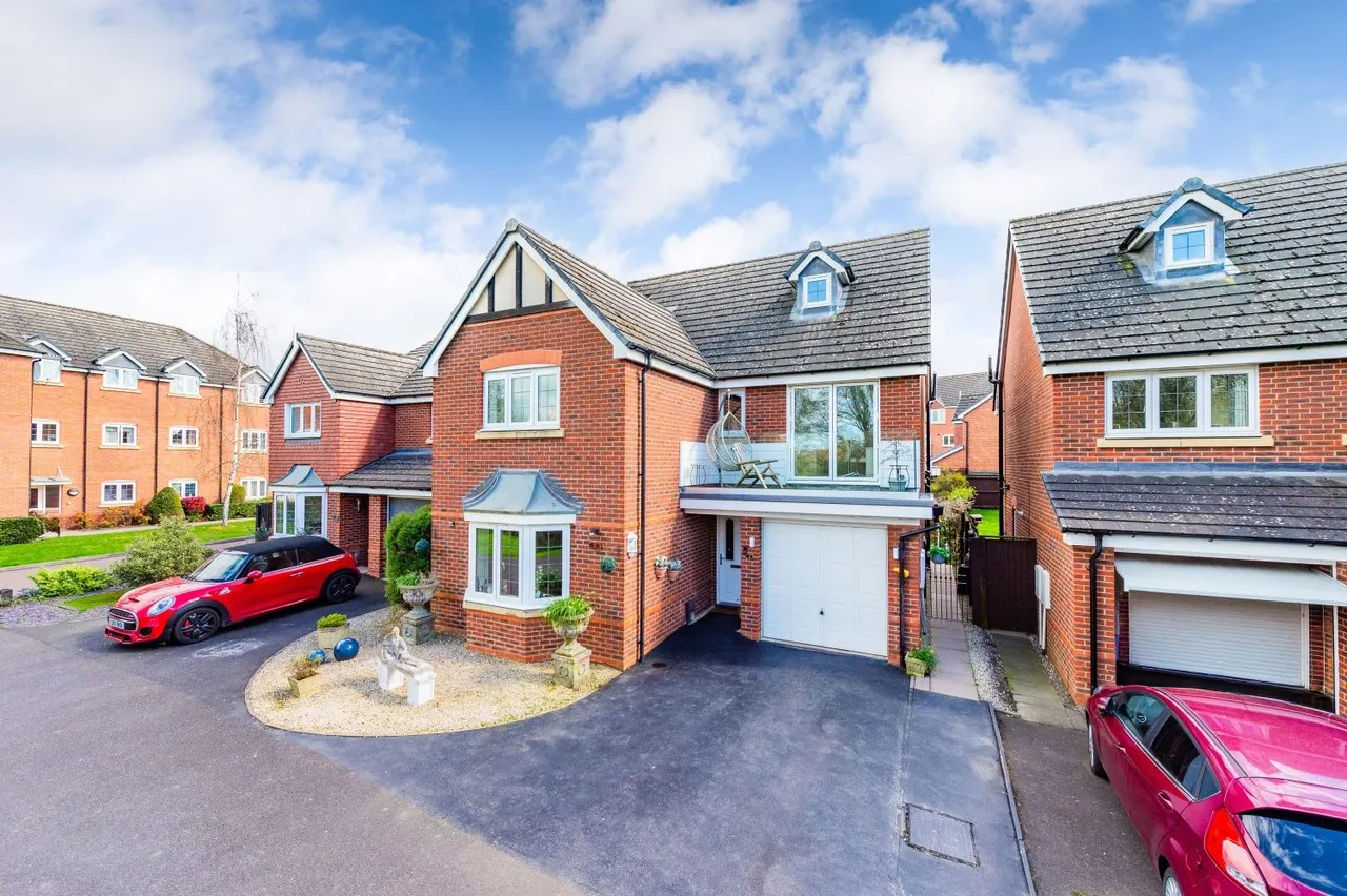 4 bed house for sale, Drake Close, Shrewsbury, SY2