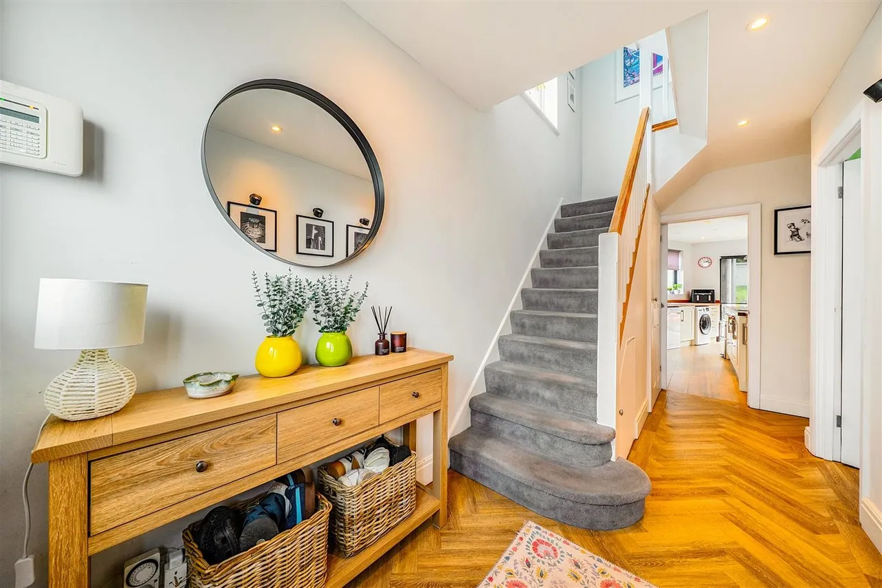 Winkworth Road, Banstead, SM7 2QR, photo 5