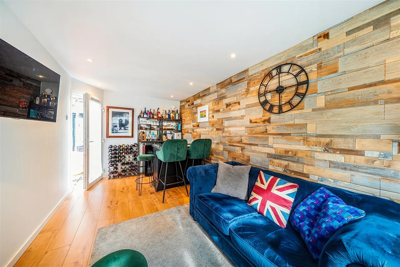Winkworth Road, Banstead, SM7 2QR, photo 10