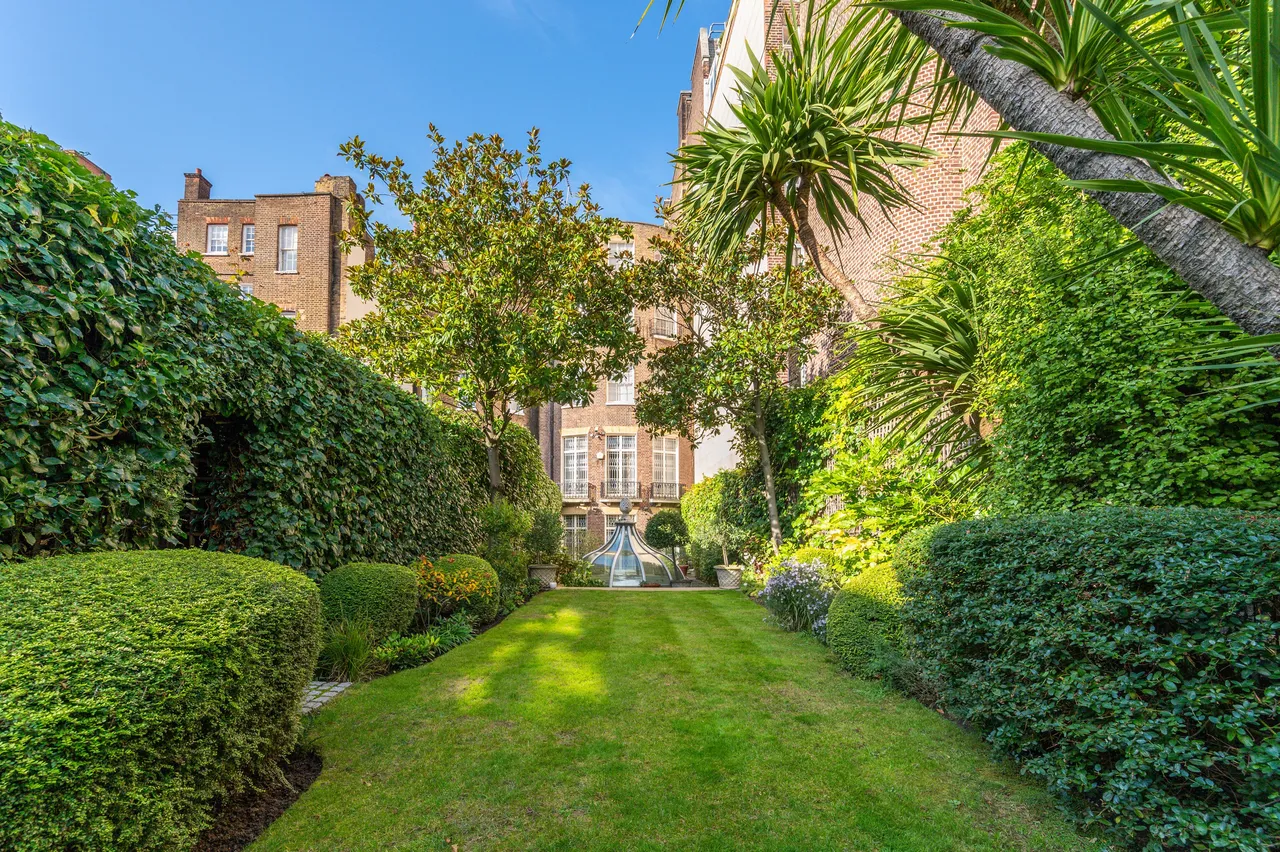 45 Upper Grosvenor Street, London, photo 5