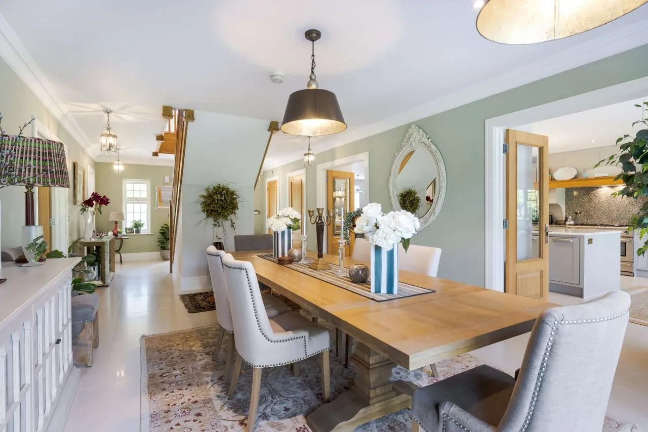 Bracken Lane, Cranleigh, GU6, photo 13