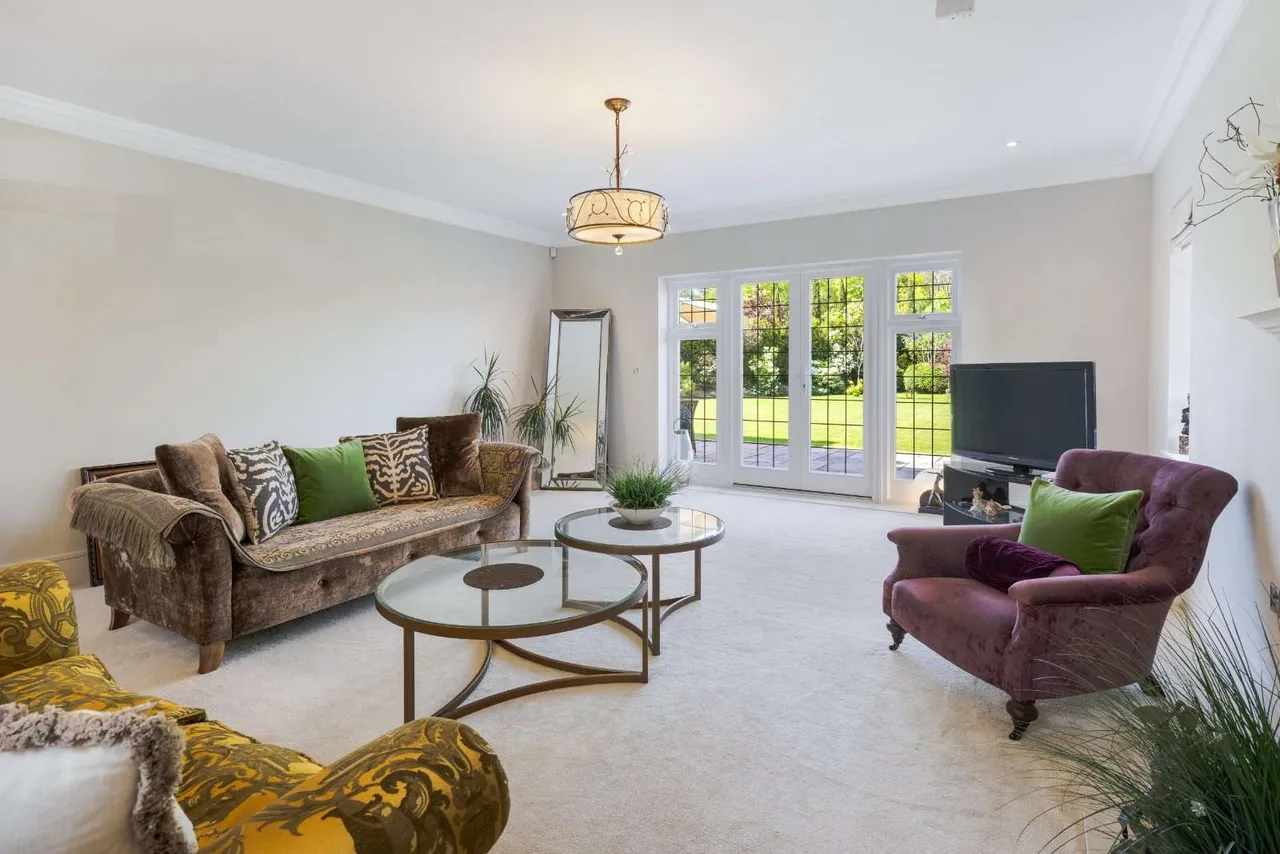 Bracken Lane, Cranleigh, GU6, photo 14