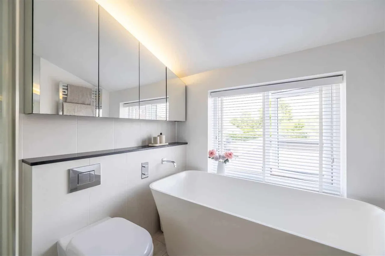 Rays Avenue, Windsor, Berkshire, SL4 5HG, photo 15
