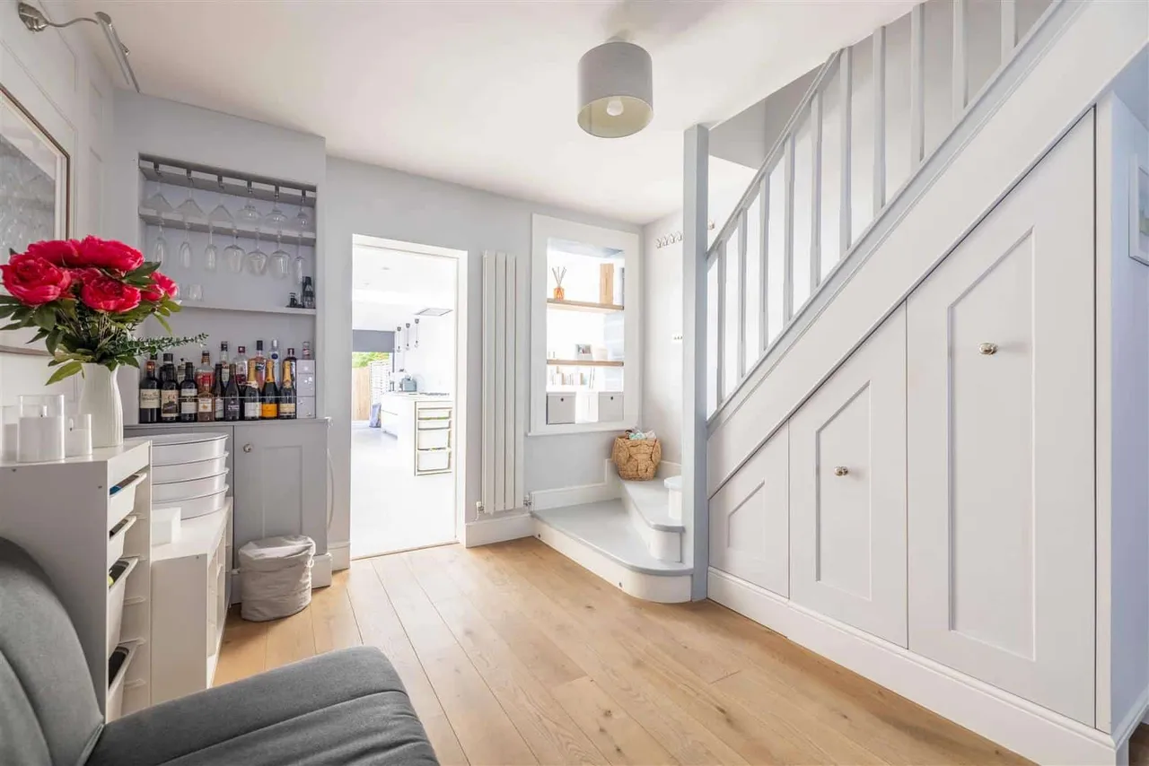 Rays Avenue, Windsor, Berkshire, SL4 5HG, photo 6