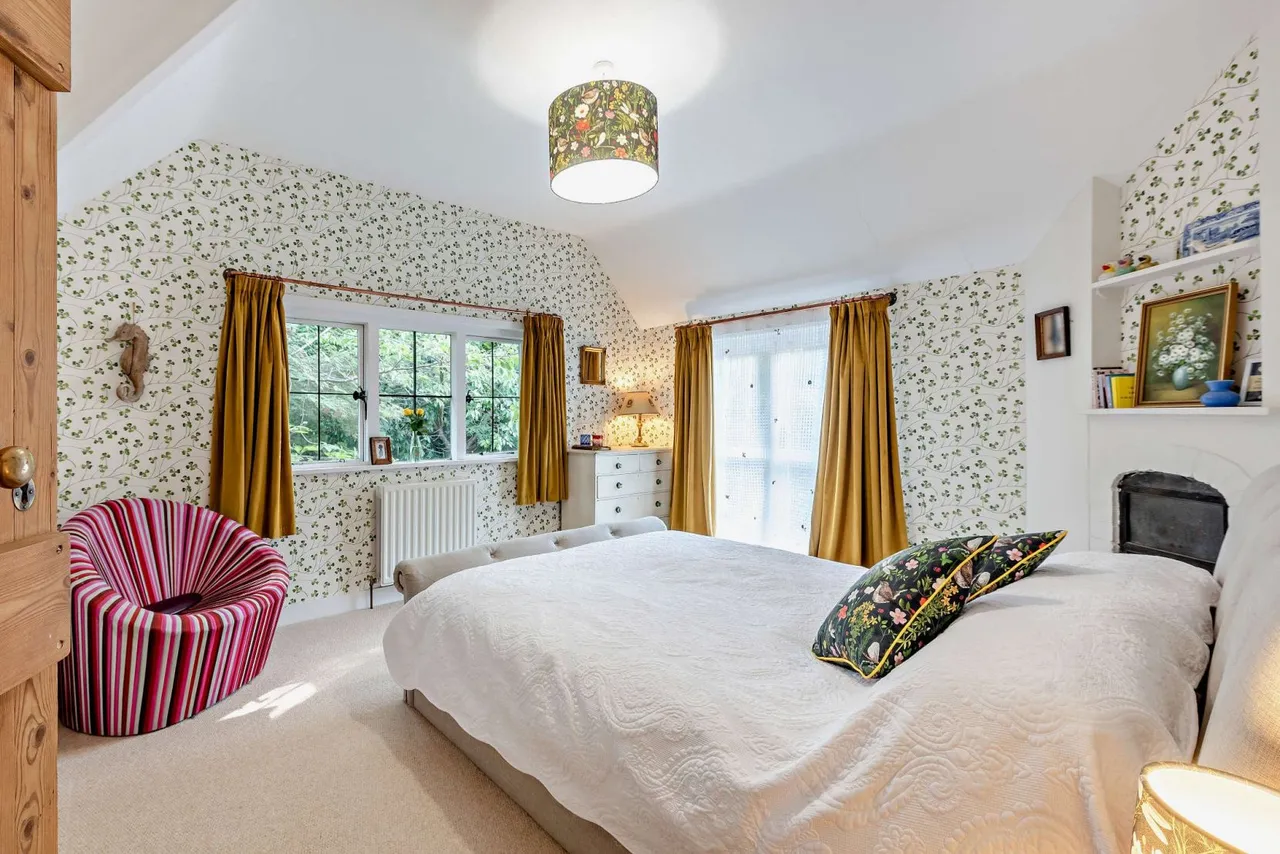 Grayswood Road, Haslemere, GU27, photo 13