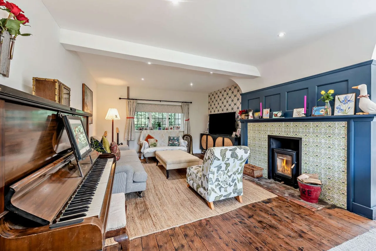 Grayswood Road, Haslemere, GU27, photo 5