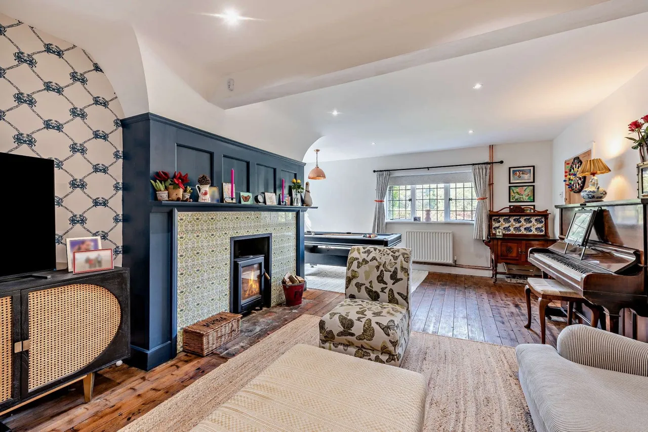 Grayswood Road, Haslemere, GU27, photo 6