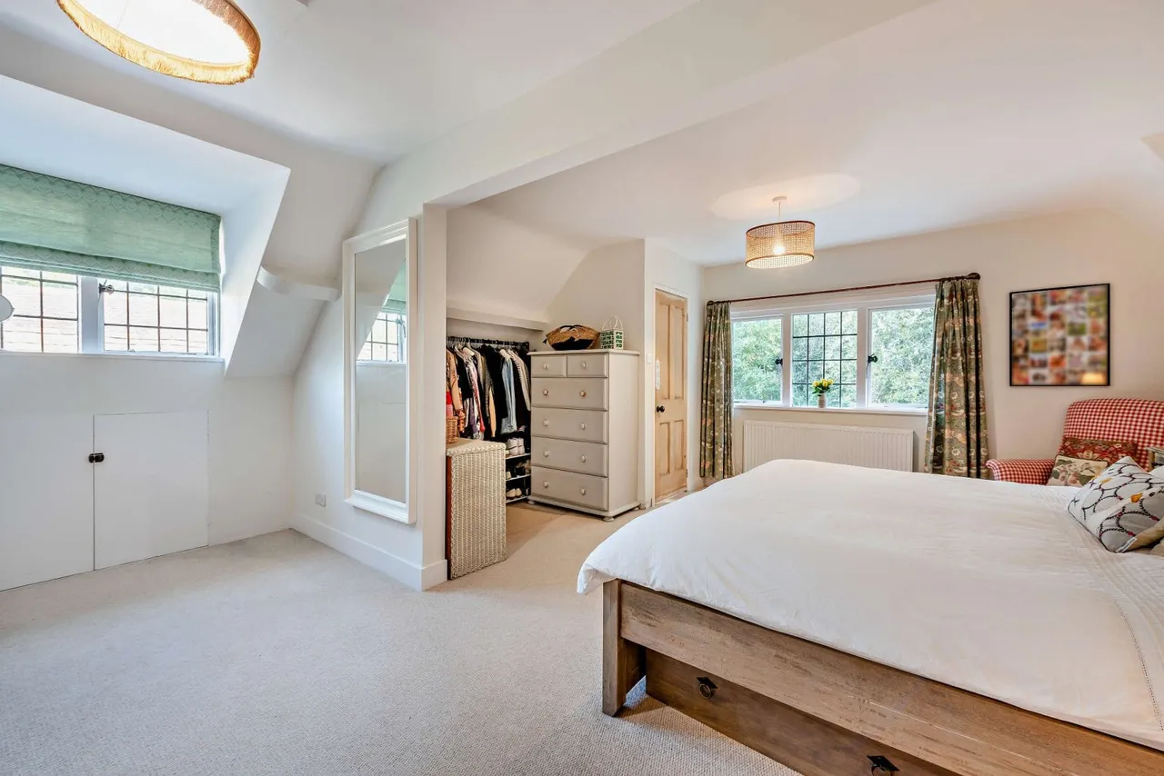 Grayswood Road, Haslemere, GU27, photo 9