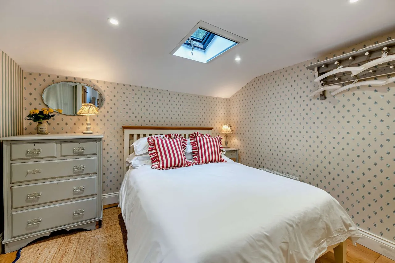 Grayswood Road, Haslemere, GU27, photo 23