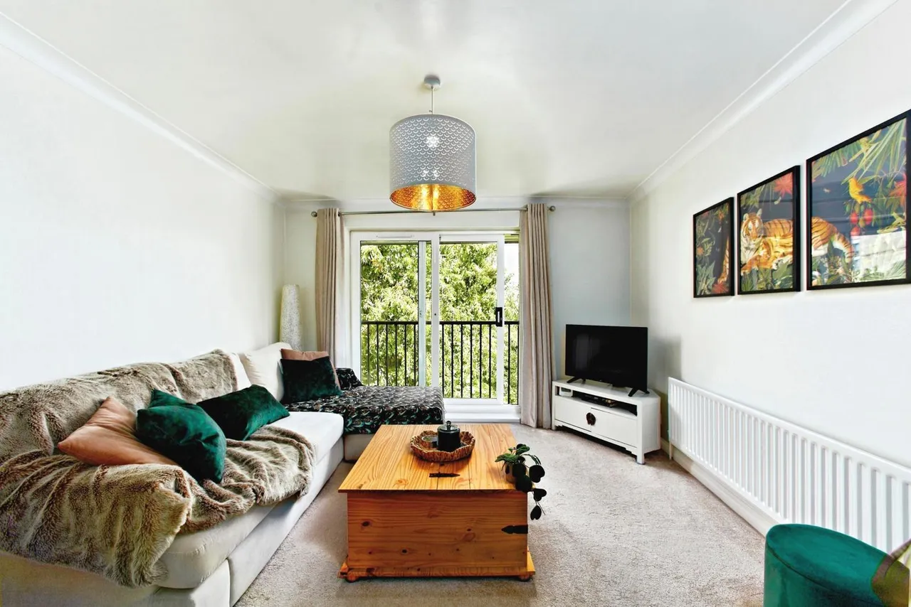 1 bed flat for sale, Charles Street, Croydon, CR0