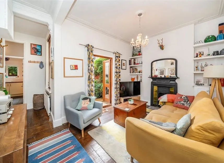 2 bed flat for sale — Hackford Road, Oval, SW9