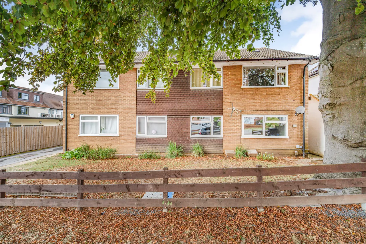 Windmill Hill, Ruislip Fees Apply, HA4, photo 12