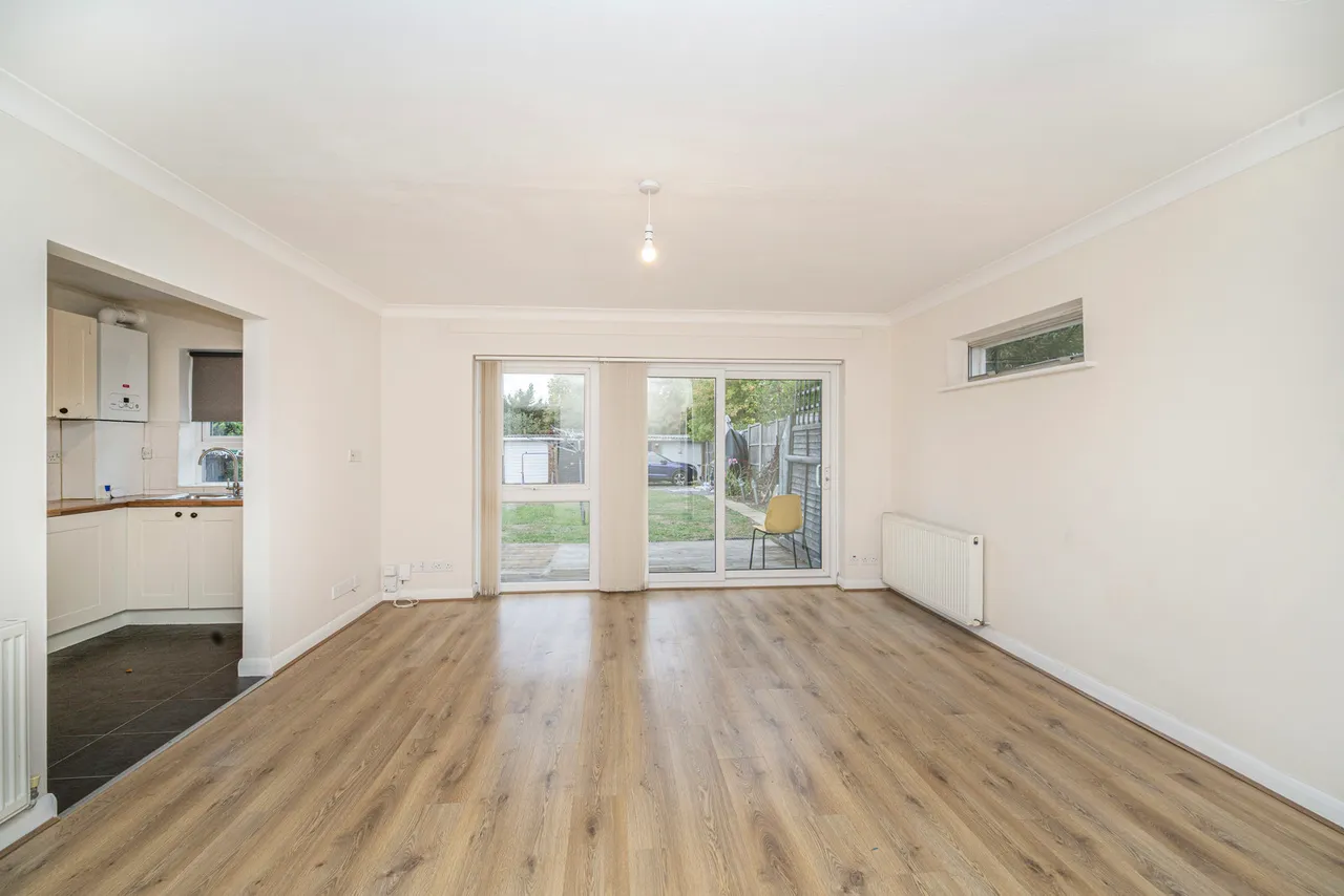 Windmill Hill, Ruislip Fees Apply, HA4, photo 2