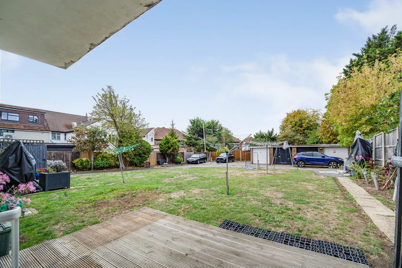 Windmill Hill, Ruislip Fees Apply, HA4, photo 5