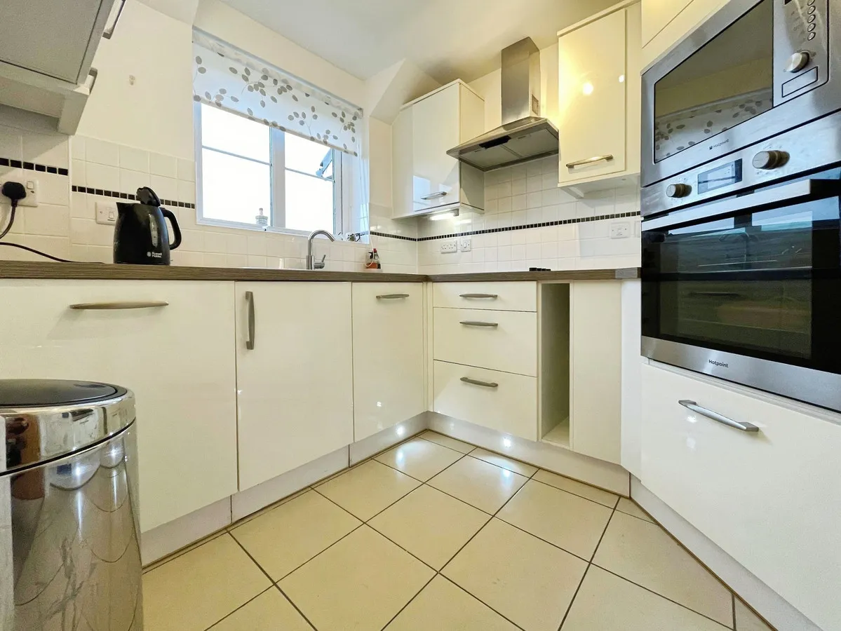 Heron Place, Kidlington, photo 6