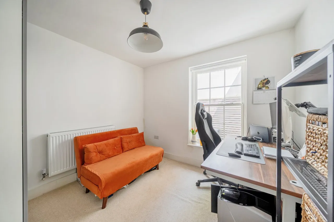 Brandram Road, SE13, photo 12