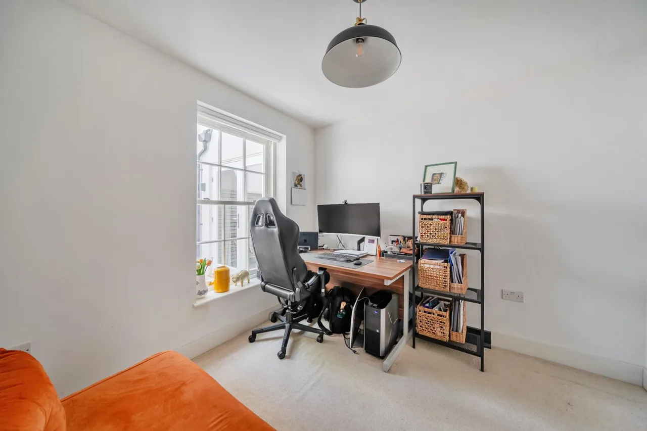 Brandram Road, SE13, photo 13