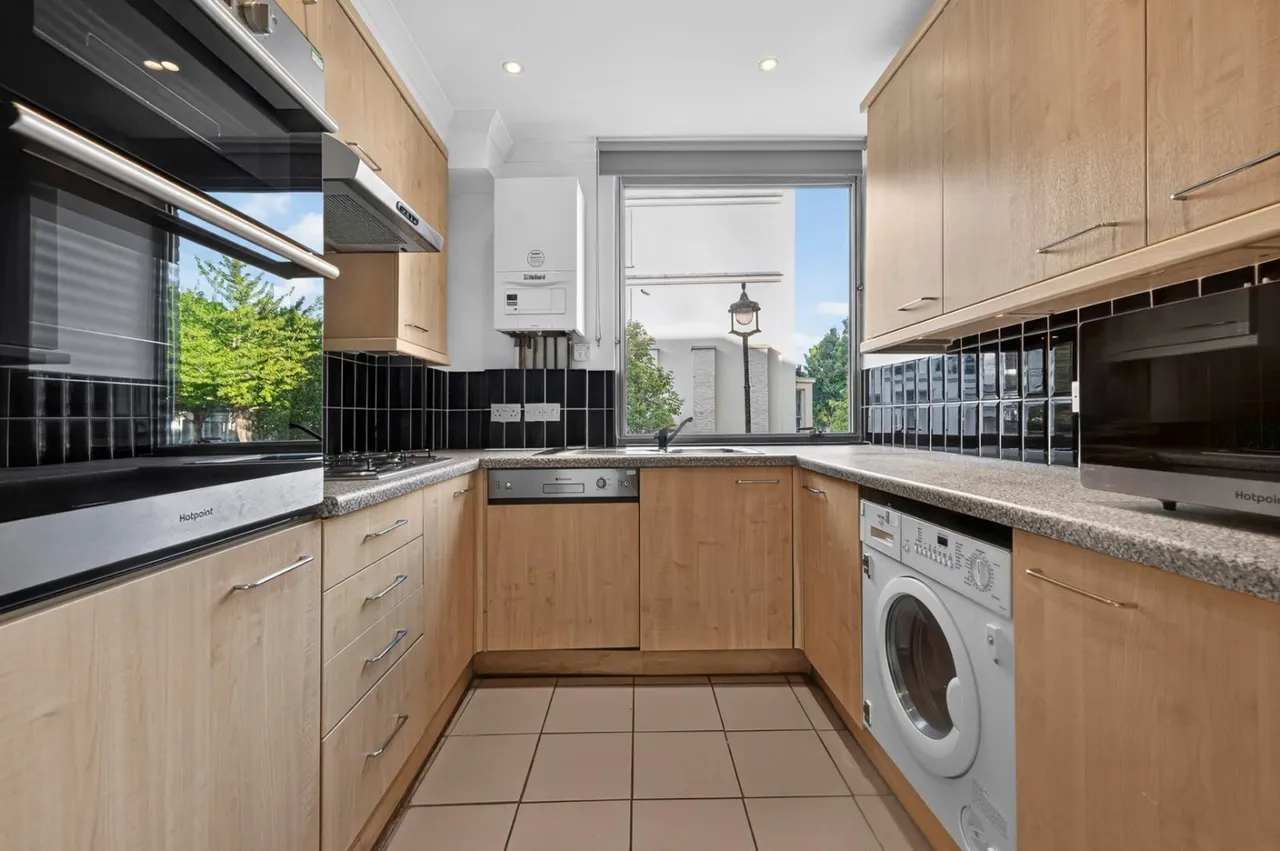 Greville Place, London, NW6, photo 14
