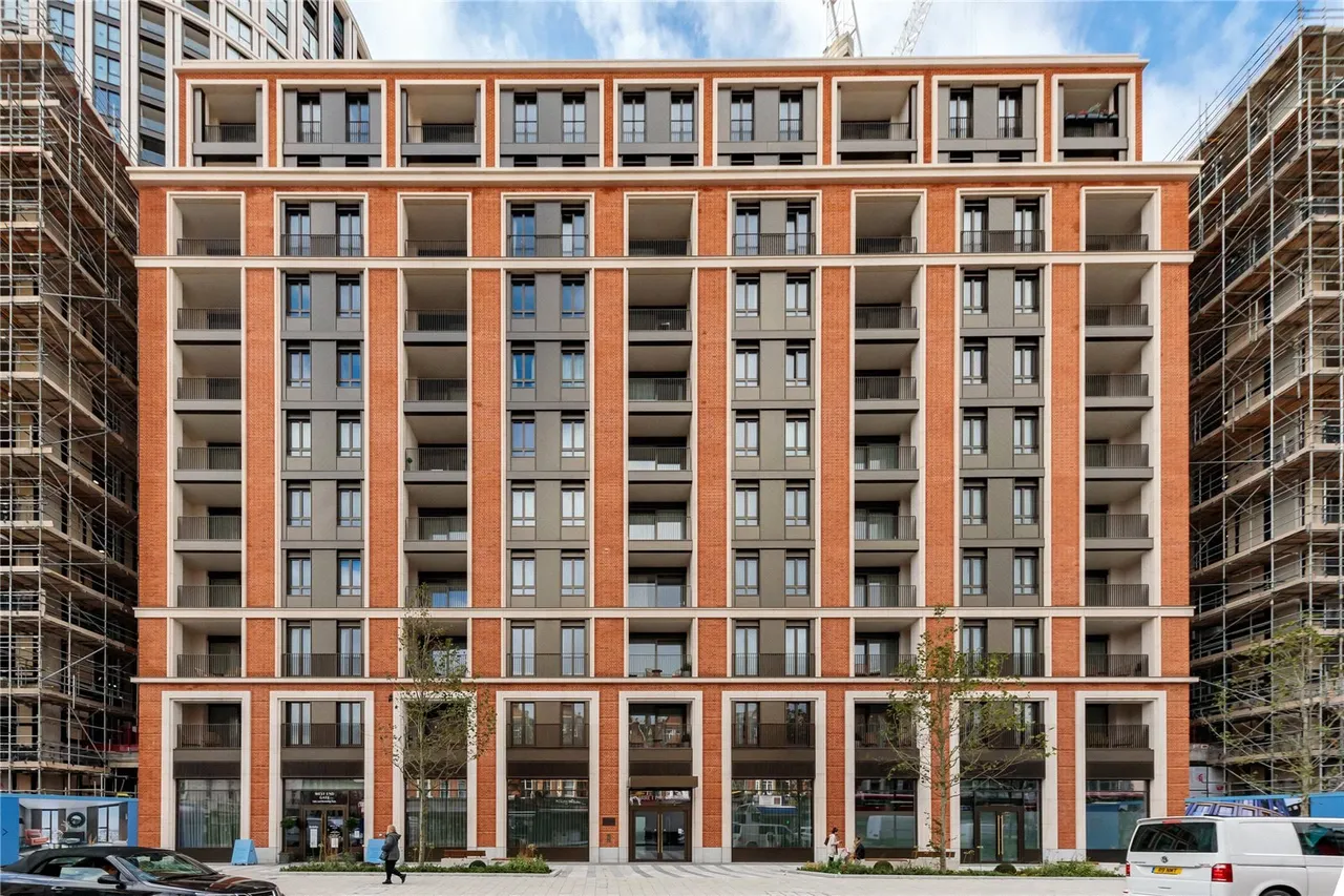 Edgware Road, London, W2, photo 2
