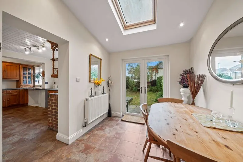 Farm Way, Worcester Park KT4 8RZ, photo 6