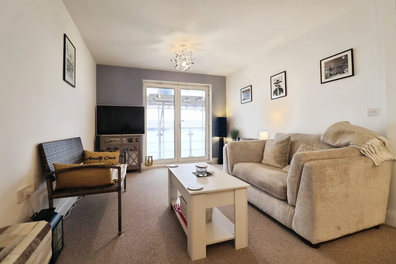 Cei Dafydd, Barry, CF63, photo 13