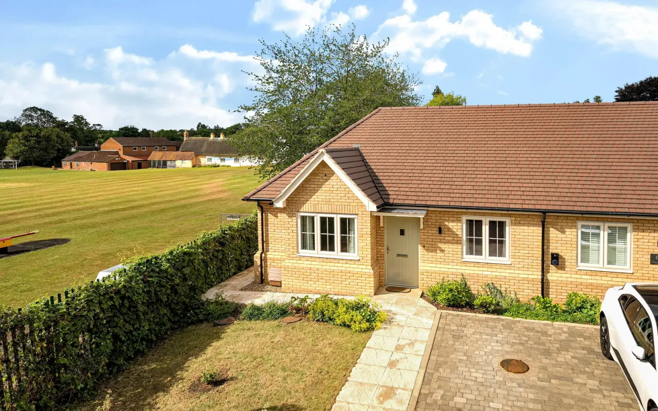 2 bed house for sale — Church Lane, Riseley