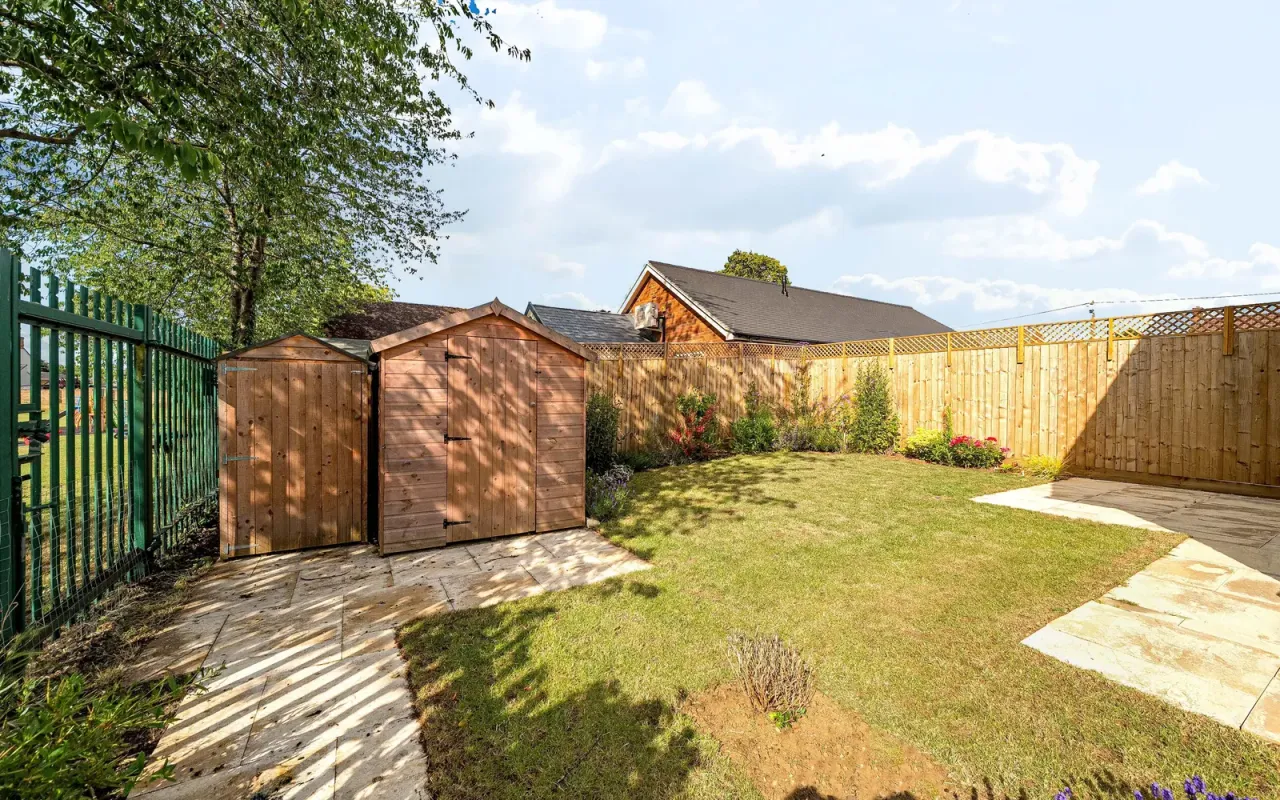 Church Lane, Riseley, photo 16