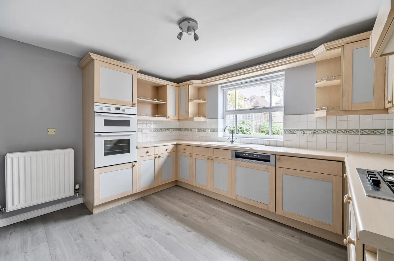 Peninsular Close, Camberley, Surrey, GU15 1QW, photo 13