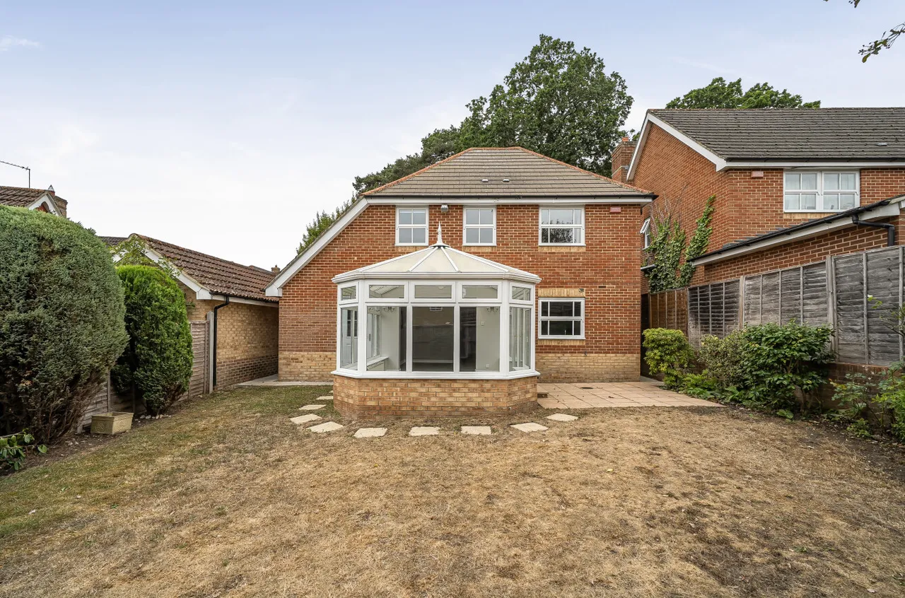 Peninsular Close, Camberley, Surrey, GU15 1QW, photo 7