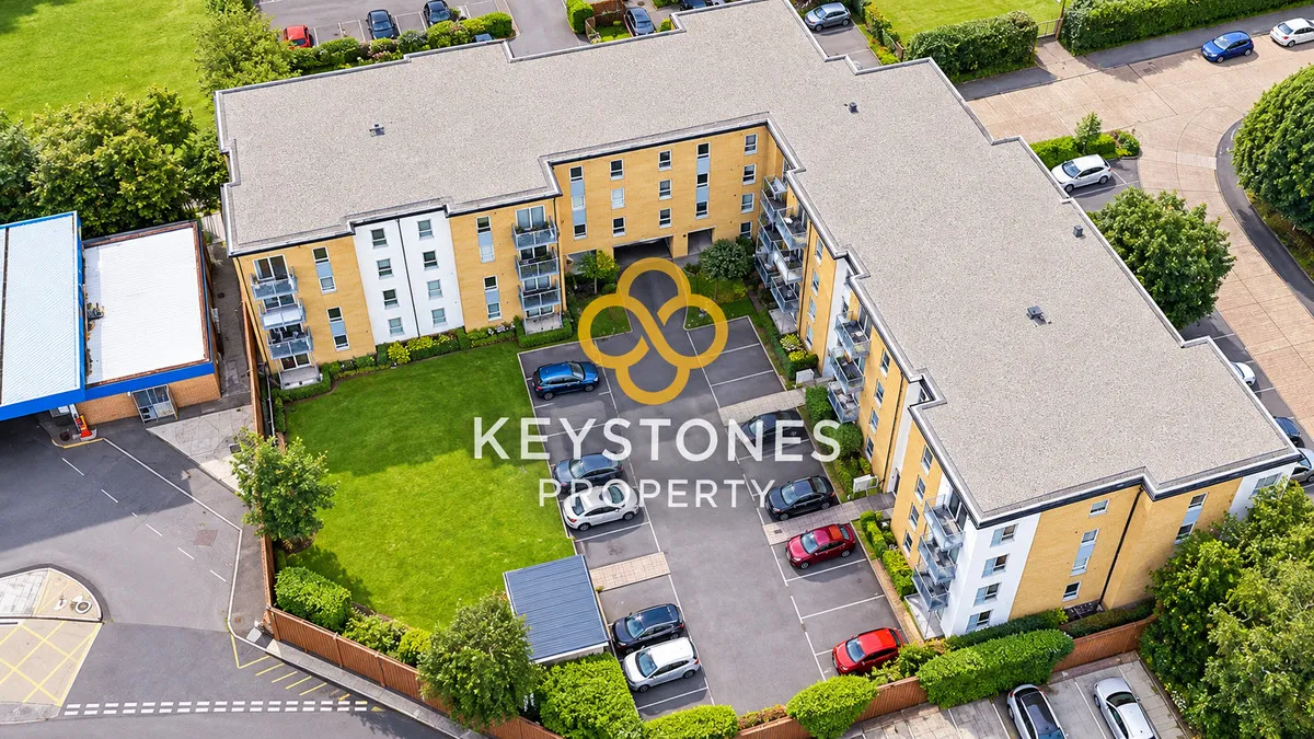 2 bed flat to rent, Millfield Close, Hornchurch, RM11