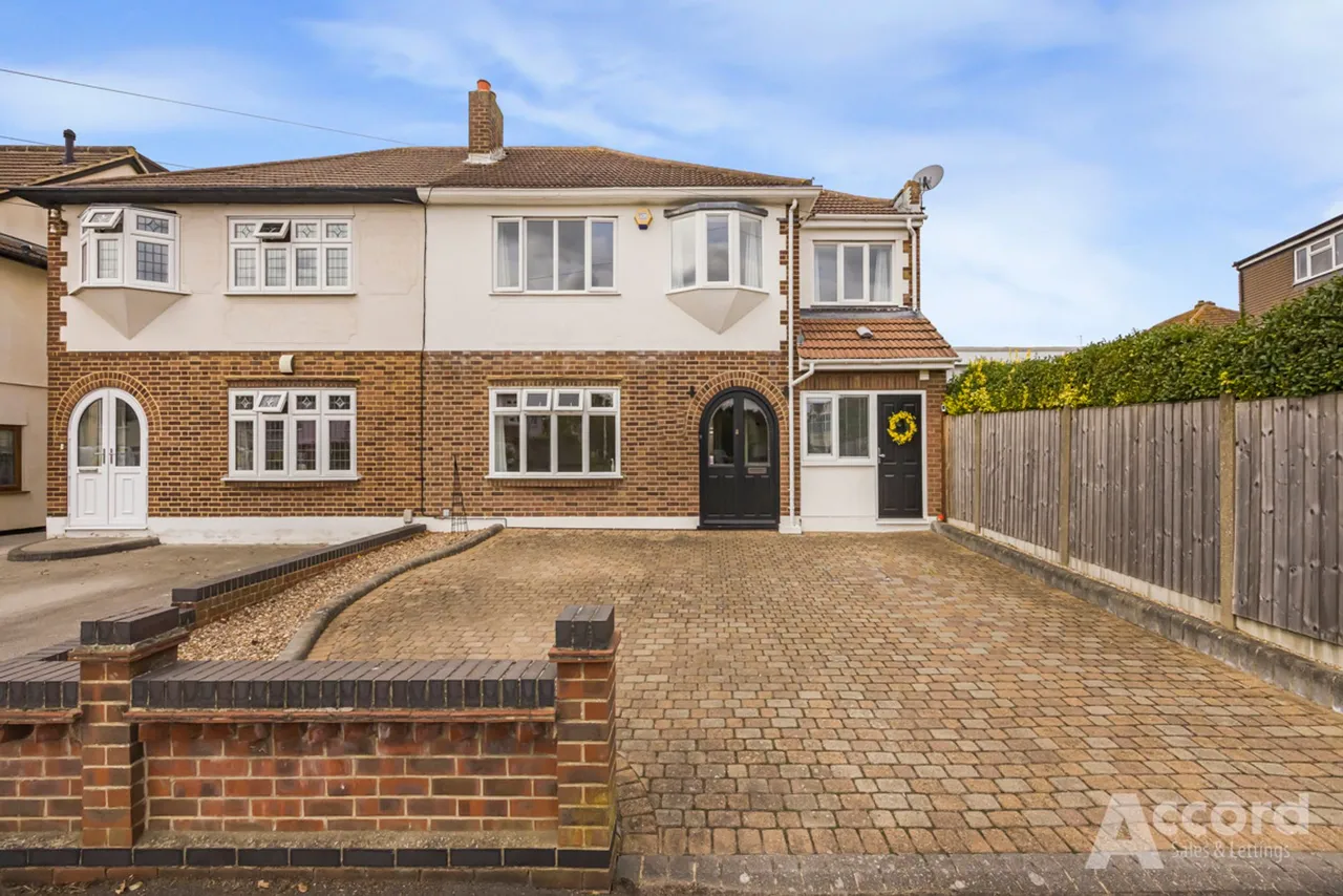 Dee Way, Romford, RM1, photo 25