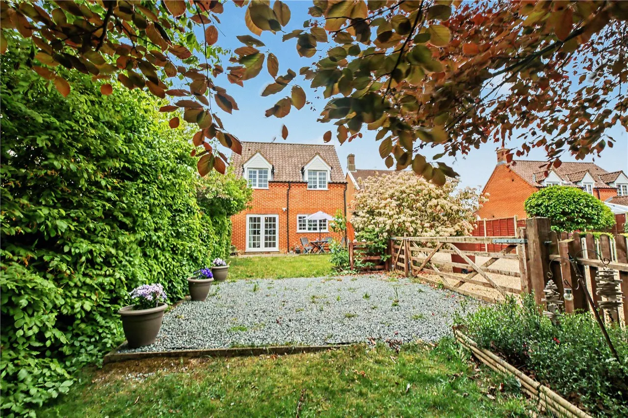 Ketts Hill, Necton, Swaffham, Norfolk, PE37, photo 2
