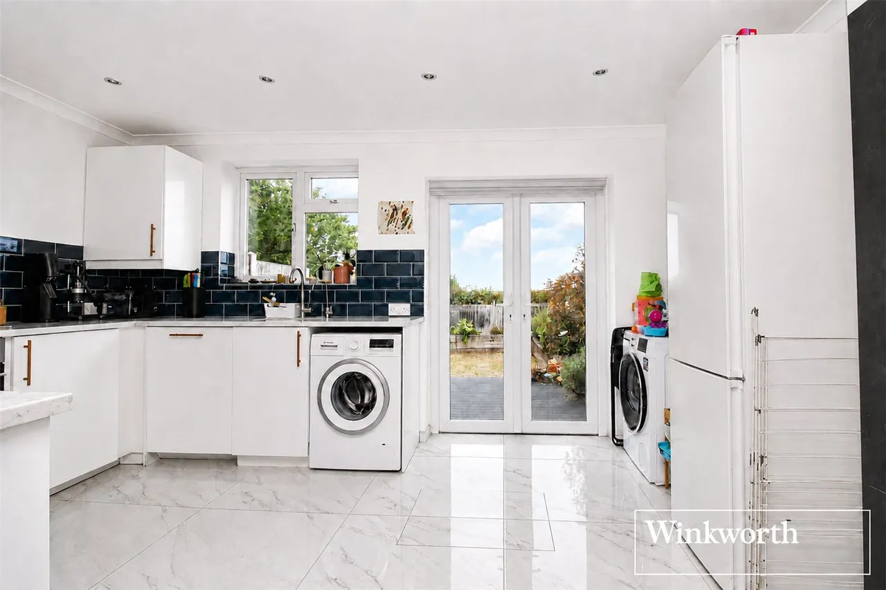 2 bed house for sale — Lemsford Court, Borehamwood, Hertfordshire, WD6