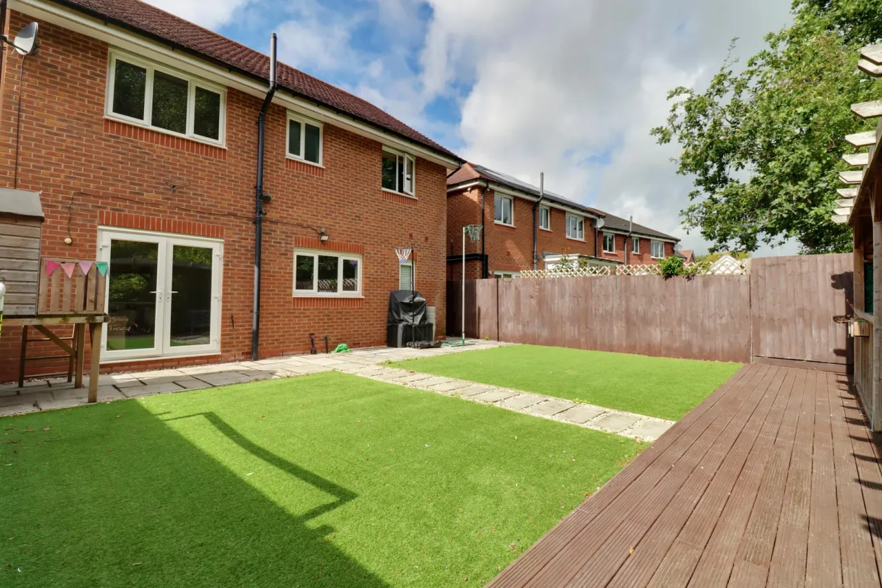 Dairyfields Road, Nantwich, photo 25