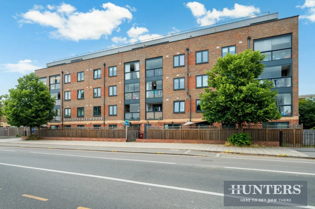 1 bed flat for sale — 5217-529 Staines Road, Hounslow