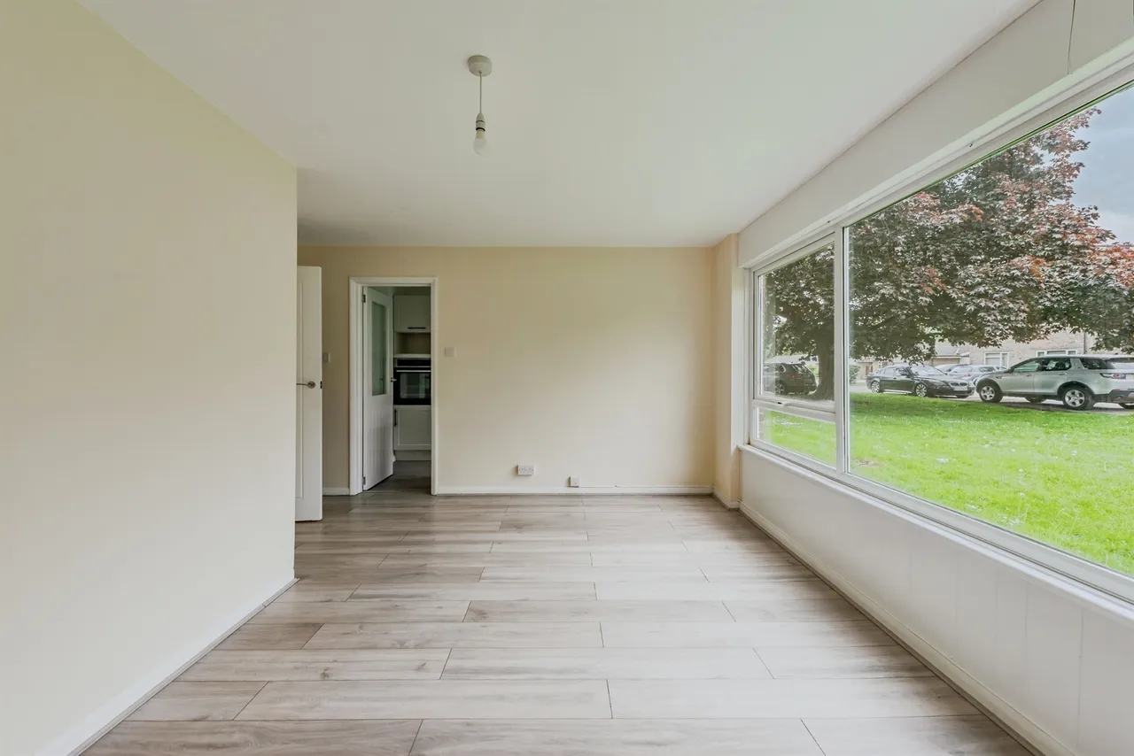 Longbridge Road, Horley, RH6, photo 6