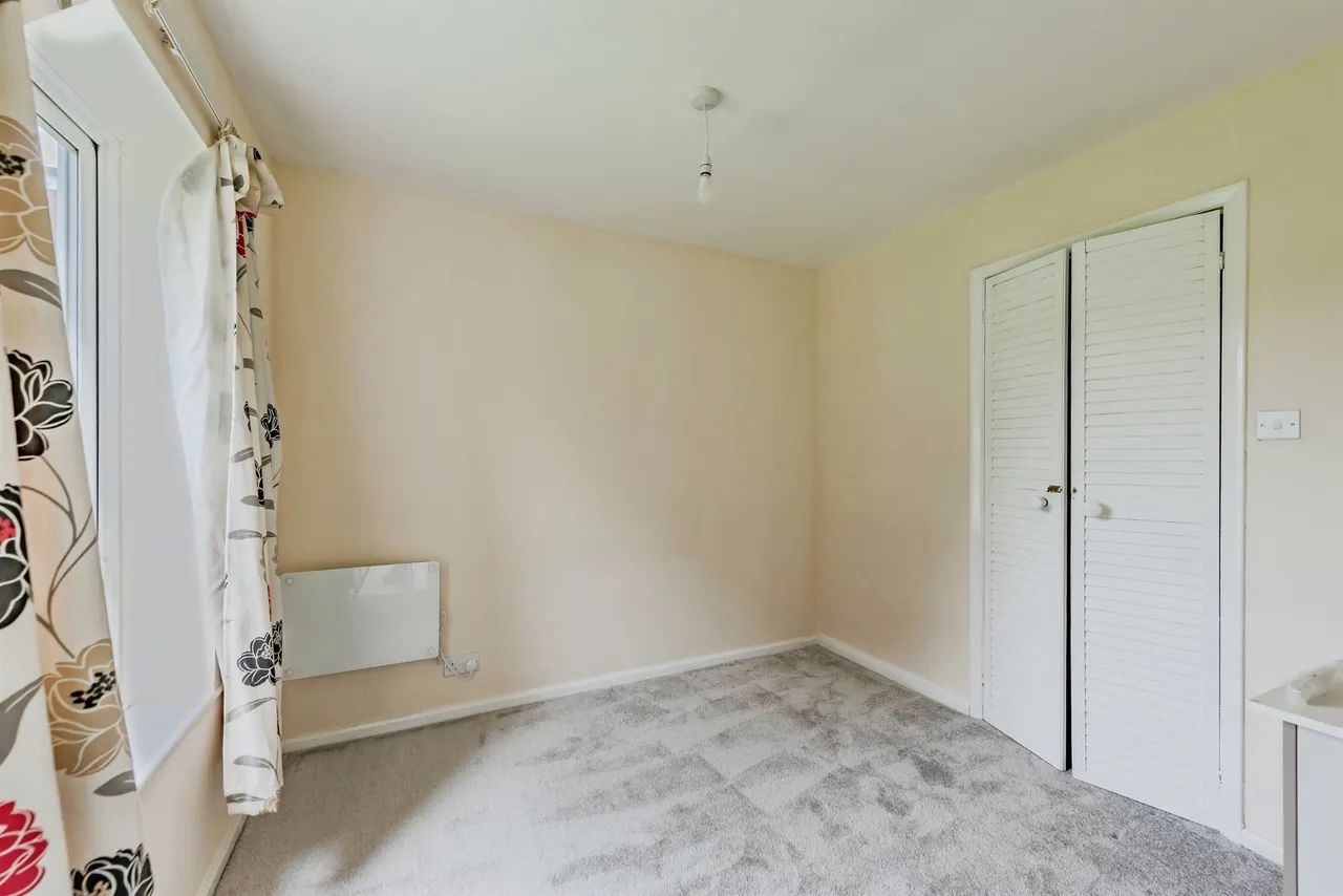 Longbridge Road, Horley, RH6, photo 7