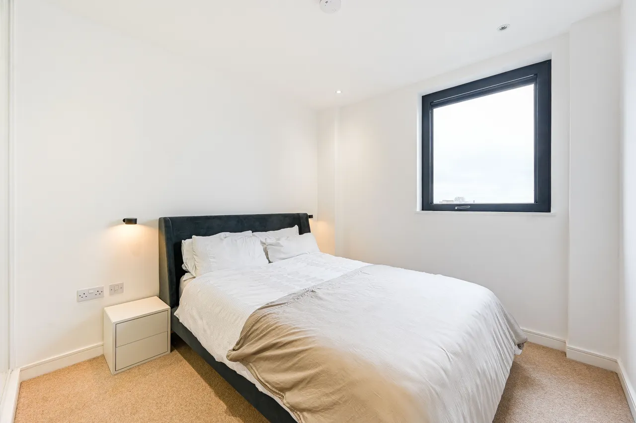 Flat 26, Thomas York House, 107 Woolwich High Street, London, photo 11