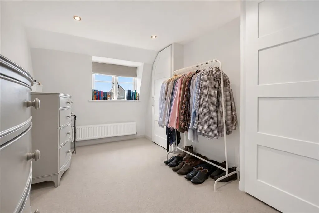 St Peters Street, Stamford, PE9, photo 12