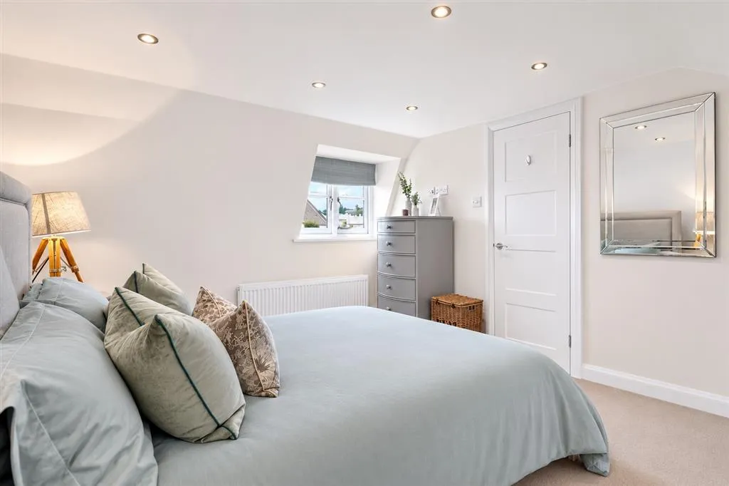 St Peters Street, Stamford, PE9, photo 10