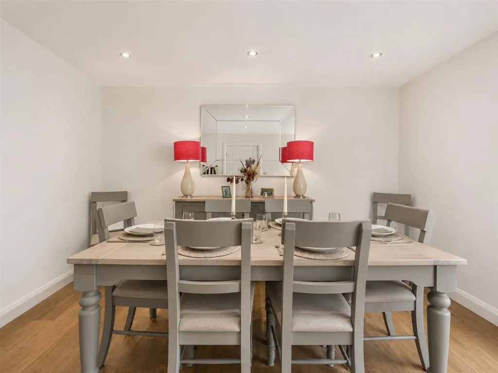 St Peters Street, Stamford, PE9, photo 6