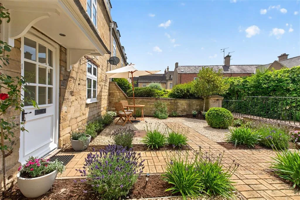 St Peters Street, Stamford, PE9, photo 18