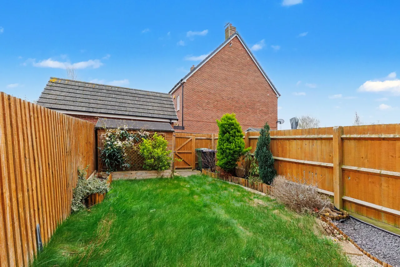 Snaffle Way, Evesham, WR11, photo 13