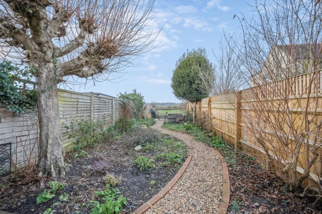 Hedsor Road, Bourne End SL8 5EP, photo 12