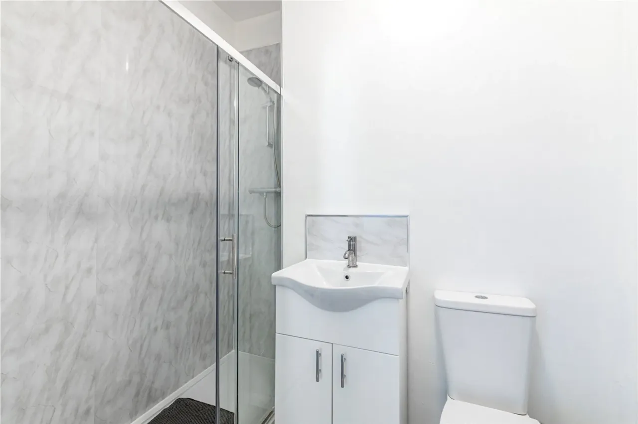 Pyrford Road, West Byfleet, Surrey, KT14, photo 8