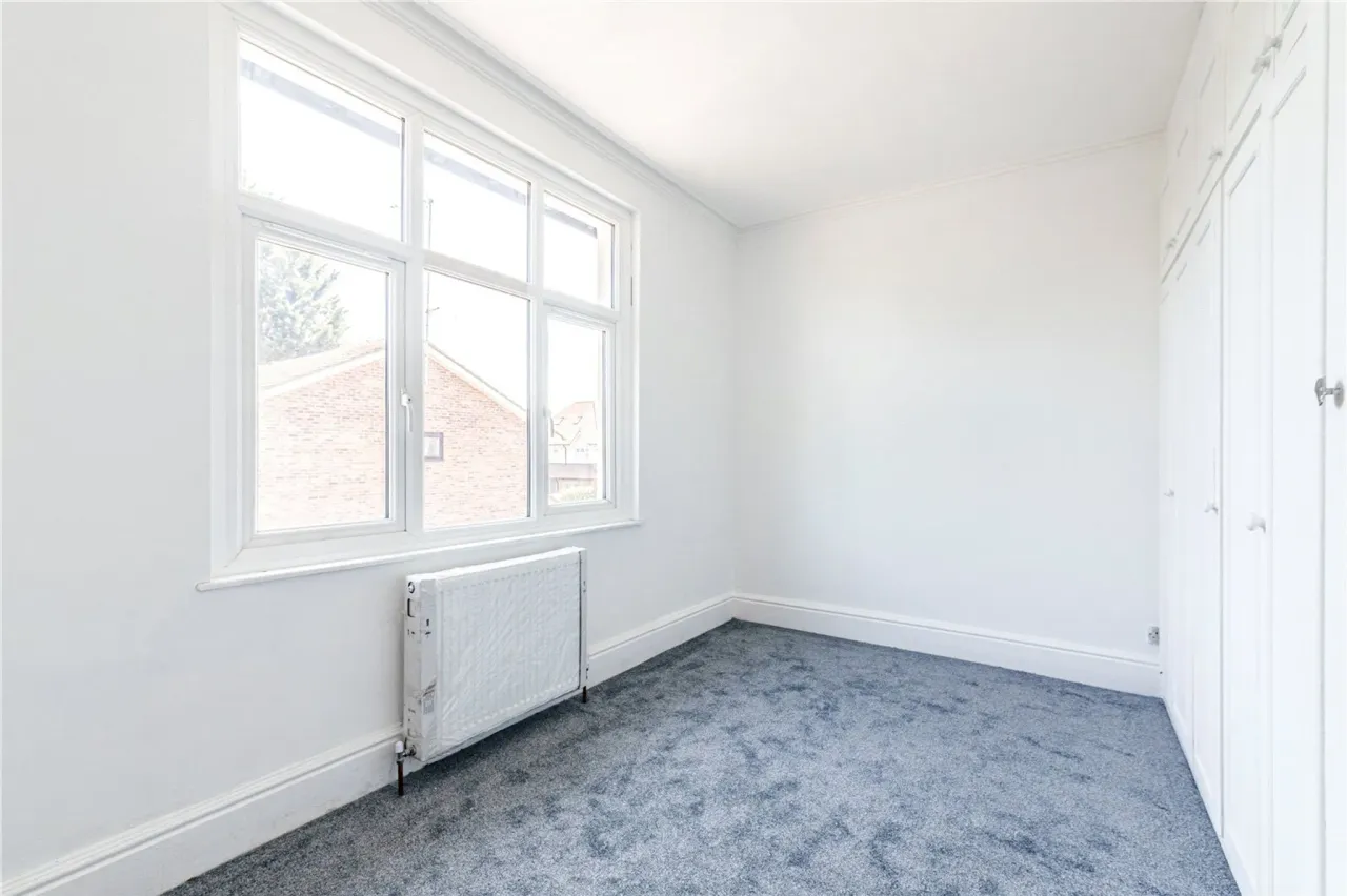 Pyrford Road, West Byfleet, Surrey, KT14, photo 6