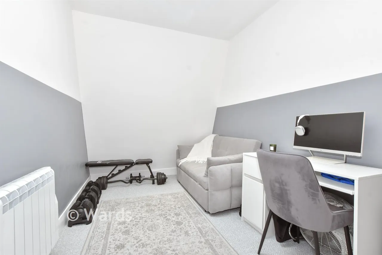 Augusta Gardens, Folkestone, CT20, photo 12
